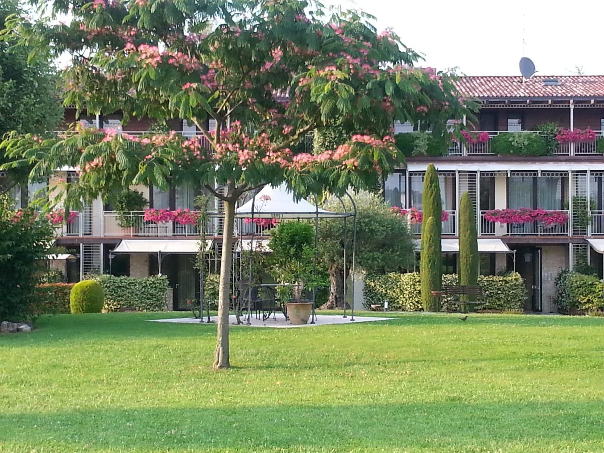 Ca Dell'Orto Rooms & Apartments Verona Exterior photo